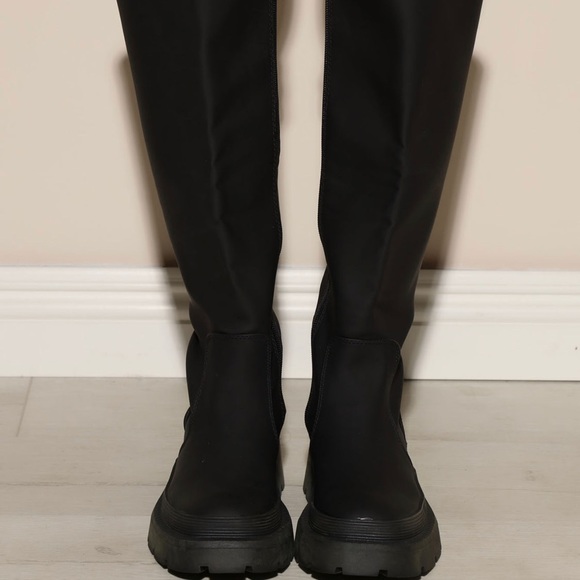 Boots - Picture 2 of 3